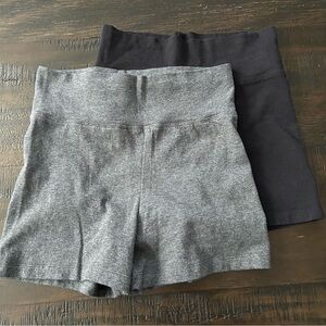 ❤️4 for $20❤️ 2 pack Charlotte Russe yoga workout Shorts S